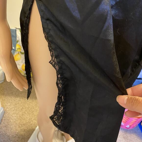 JustSexy Intimate Nightgown Women S/M BlackSatinLace Lingerie Sleepwear Robe Y2K - Picture 8 of 12